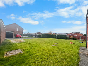 Photo 14- click for photo gallery